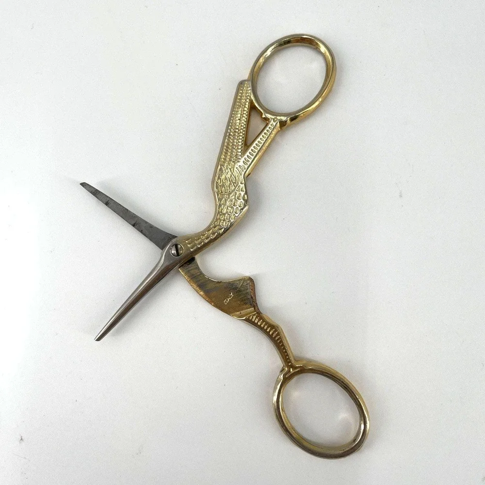 Vintage Gold-Toned Stork Shaped Embroidery Scissors Italy Sewing Small Sharp